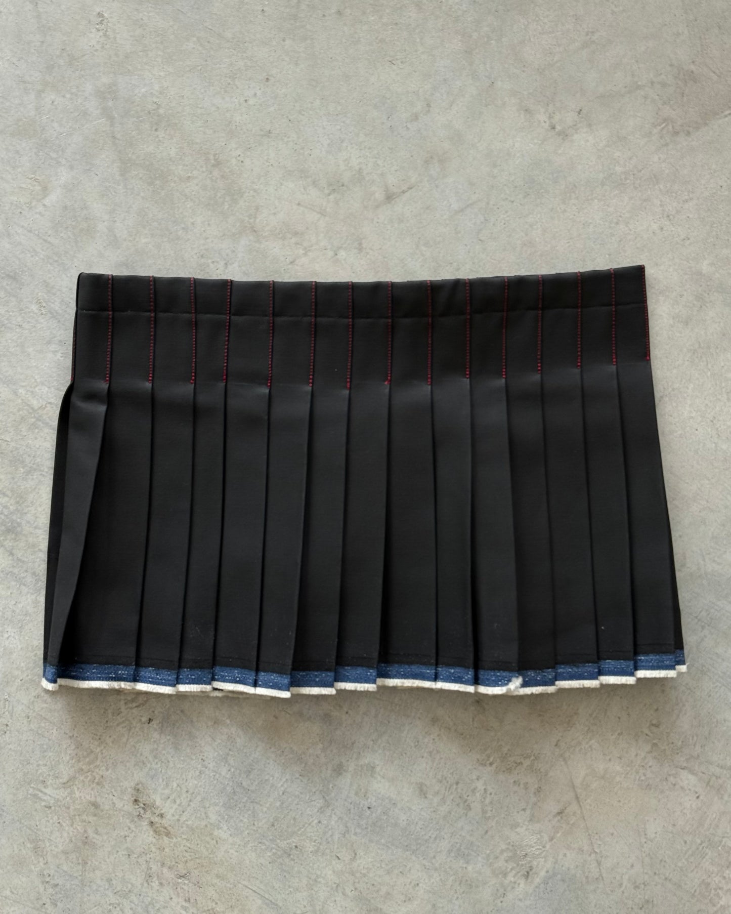 Coated Denim Pleat Skirt